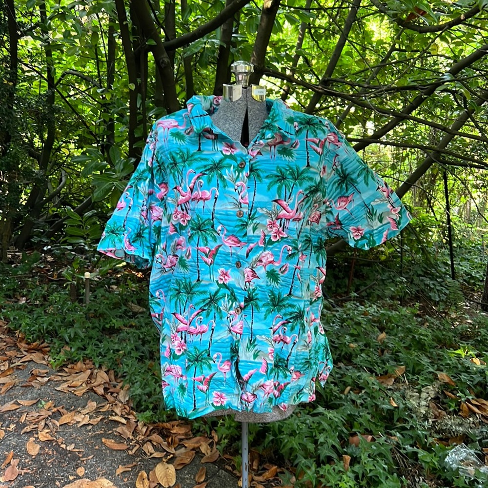 Tropical Hawaiian-style plus-size flamingo shirt
